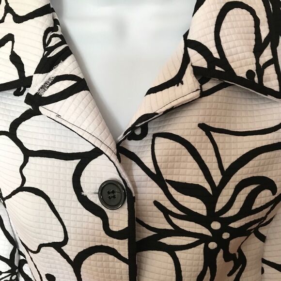 TanJay black and white blazer | jacket 8 Petite - Picture 4 of 11